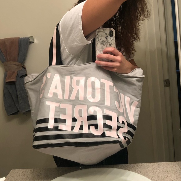 Victoria Secret Travel or Tote Bag - Picture 5 of 5
